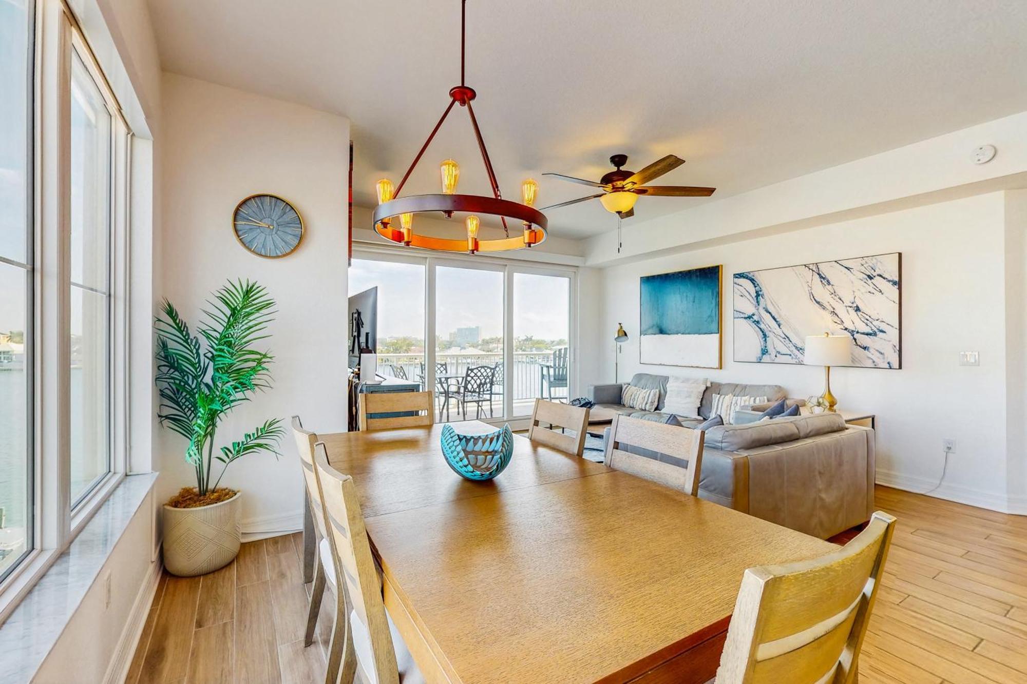 Dolphin'S Cove - Clearwater Beach, Fl Bagian luar foto
